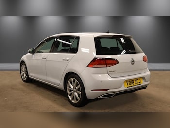 Used Volkswagen Golf 2018 for sale - 78330432: Photo