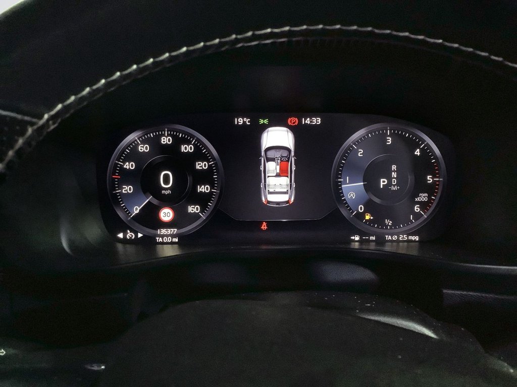 Used Volvo XC40 2018 for sale - 76074066: Photo 17