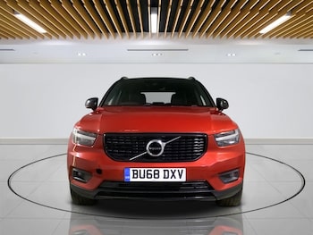 Used Volvo XC40 2018 for sale - 76074066: Photo 2