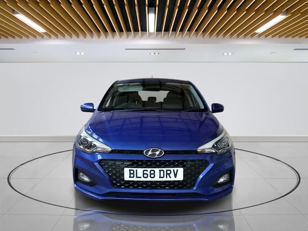 Used Hyundai i20 2018 for sale - 77703562: Photo 2