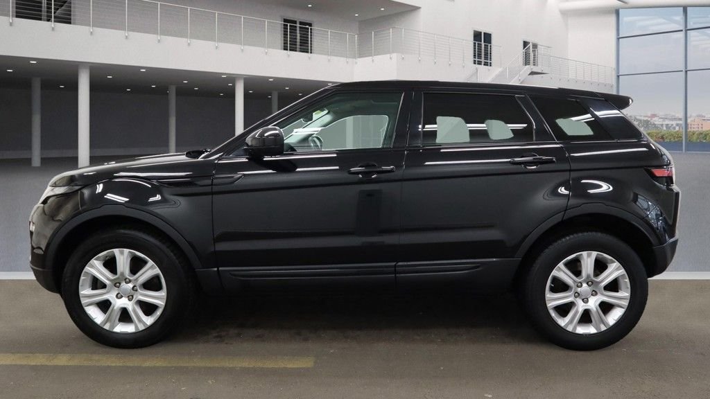 Used Land Rover Range Rover Evoque 2018 for sale - 76396364: Photo 6