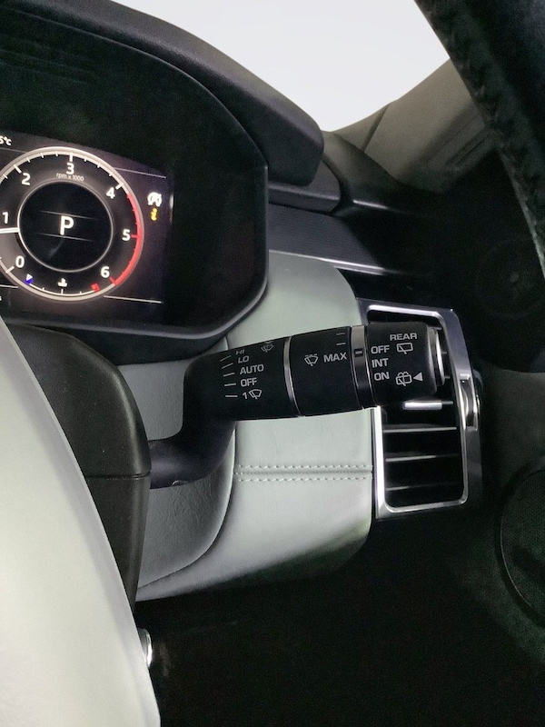 Used Land Rover Discovery 2018 for sale - 76241386: Photo 23