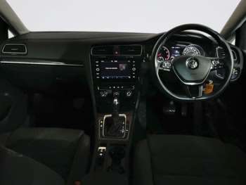 Used Volkswagen Golf 2018 for sale - 74312759: Photo