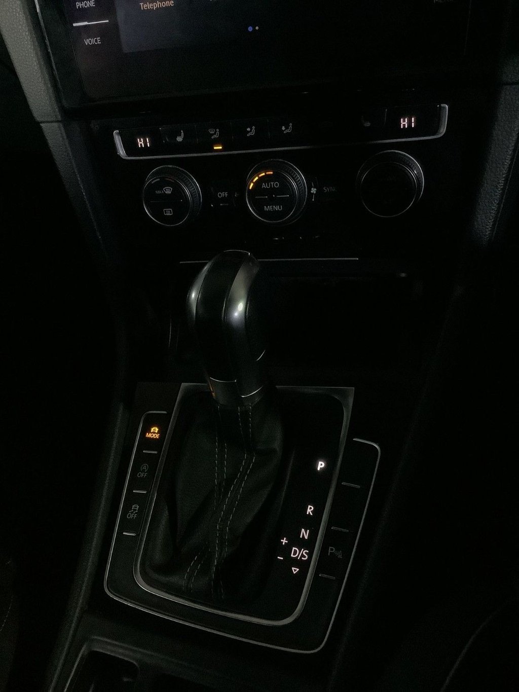 Used Volkswagen Golf 2017 for sale - 77065100: Photo 24