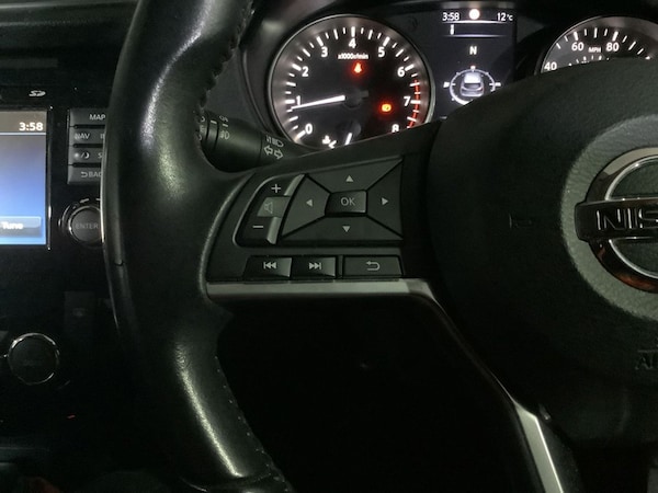 Used Nissan Qashqai 2017 for sale - 76148099: Photo 17