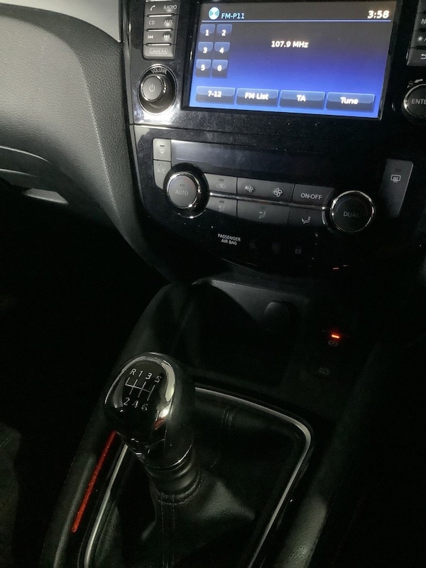 Used Nissan Qashqai 2017 for sale - 76148099: Photo 24