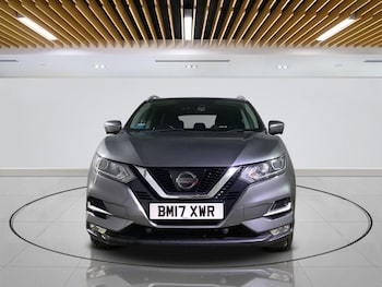 Used Nissan Qashqai 2017 for sale - 76148099: Photo 2