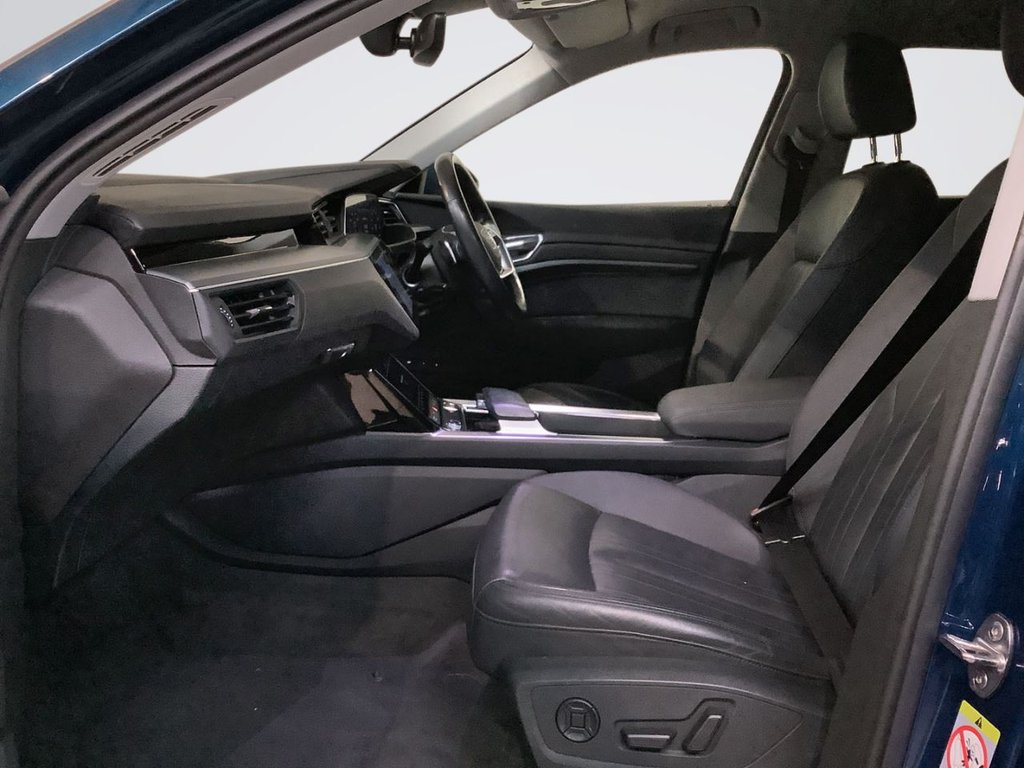 Used Audi e-tron 2020 for sale - 77952650: Photo 13