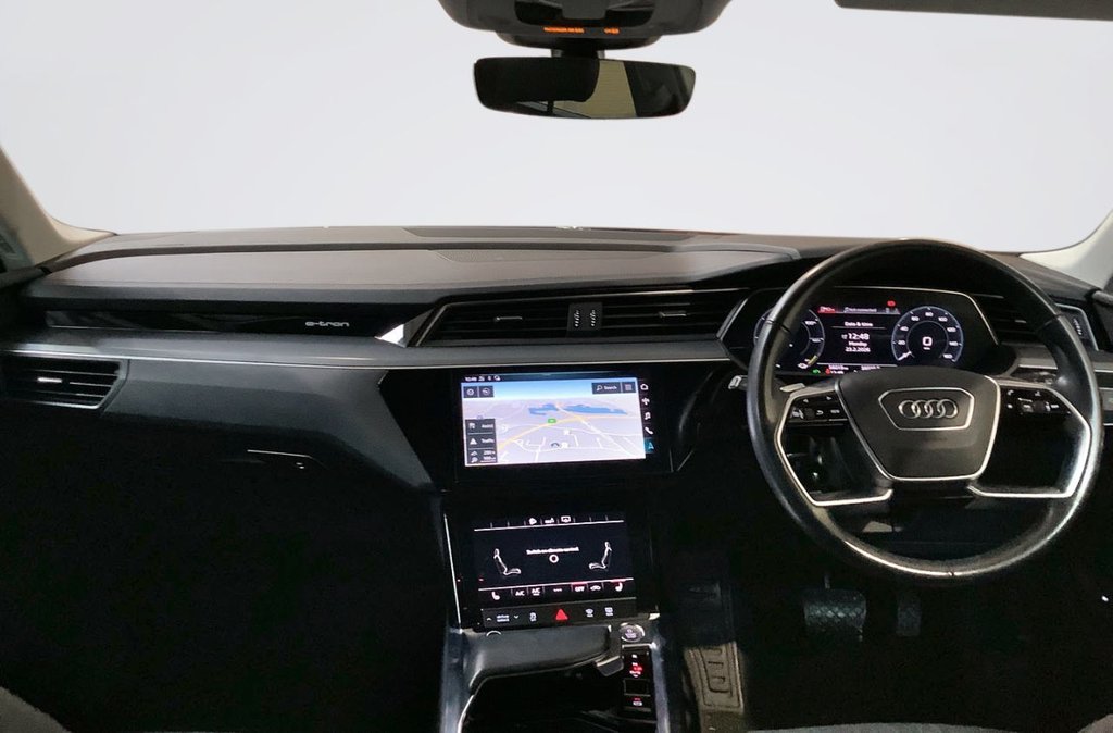 Used Audi e-tron 2020 for sale - 77952650: Photo 3