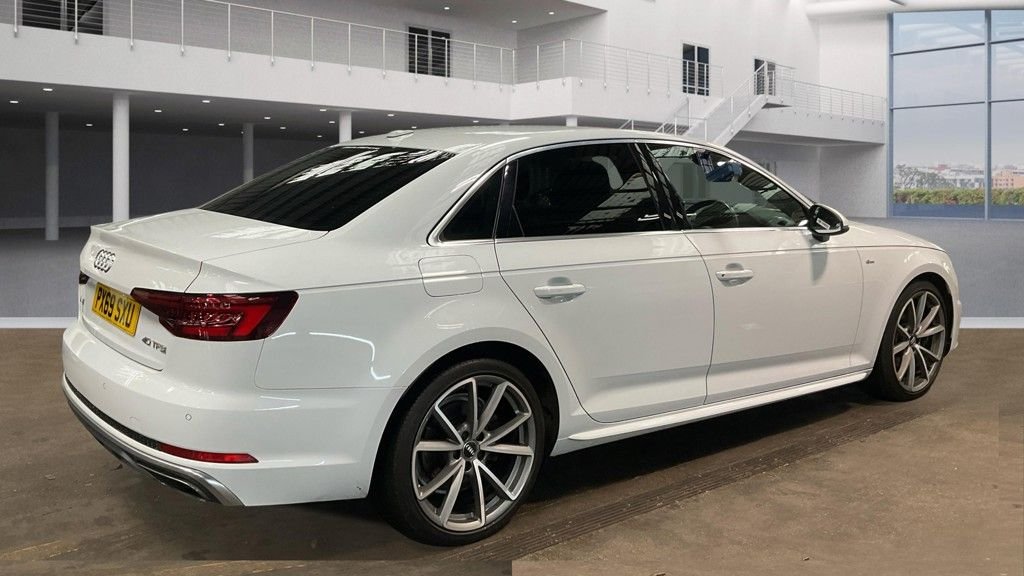Used Audi A4 2019 for sale - 76429916: Photo 4