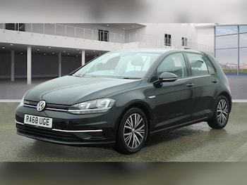 Used Volkswagen Golf 2019 for sale - 77936397: Photo