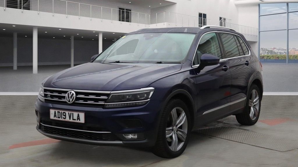 Used Volkswagen Tiguan 2019 for sale - 76481940: Photo 2
