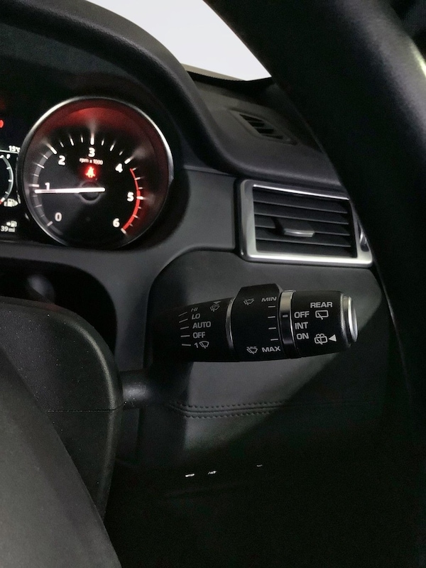 Used Land Rover Discovery Sport 2019 for sale - 76229098: Photo 24