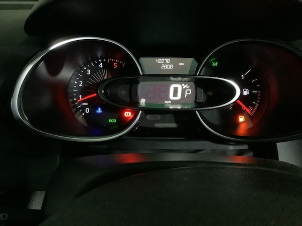 Used Renault Clio 2016 for sale - 76190790: Photo 18
