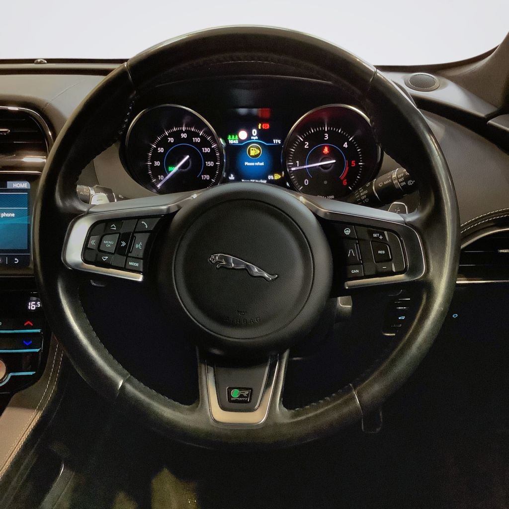 Used Jaguar F-Pace 2019 for sale - 78002329: Photo 16