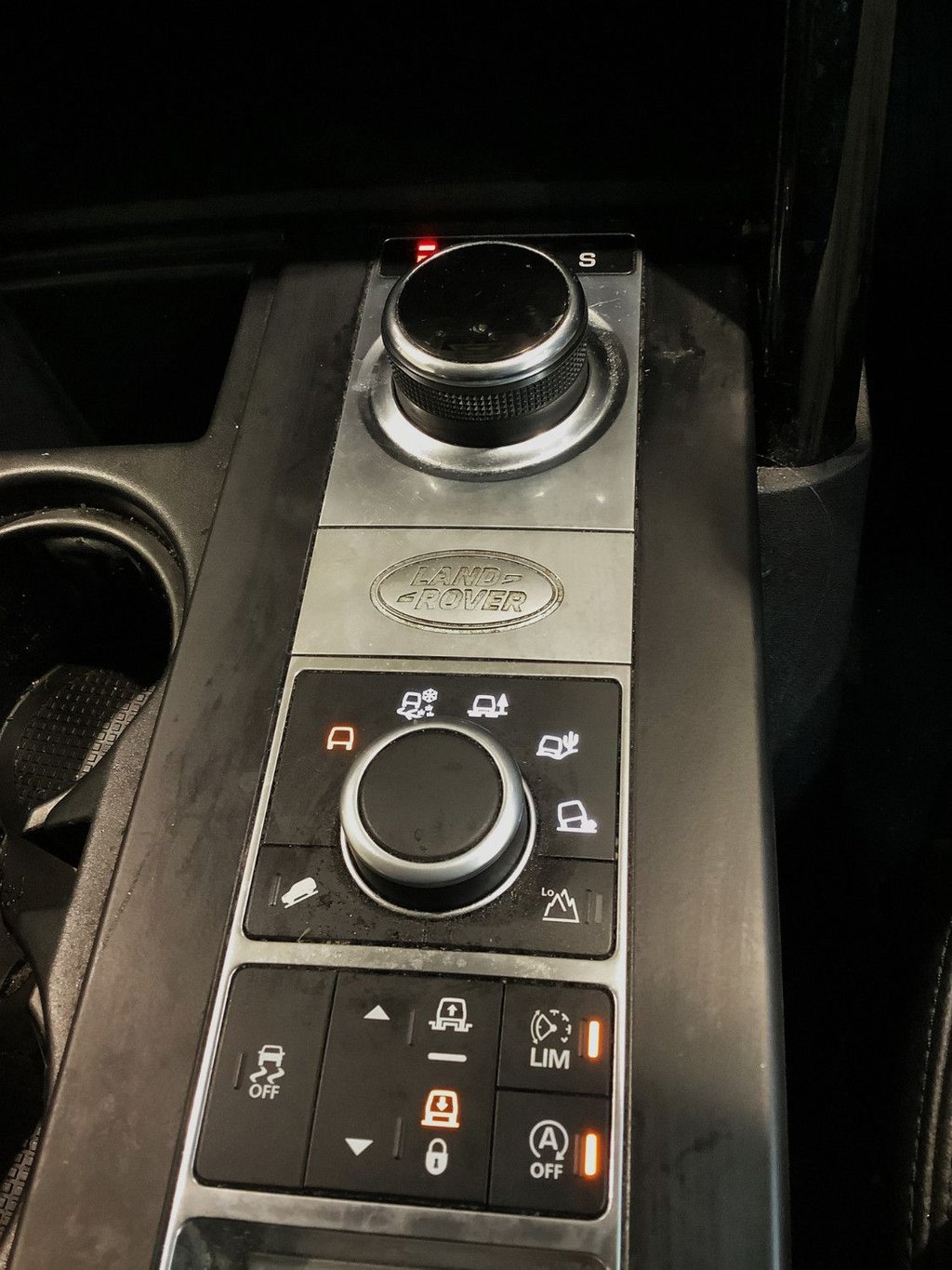 Used Land Rover Discovery 2017 for sale - 76973070: Photo 27