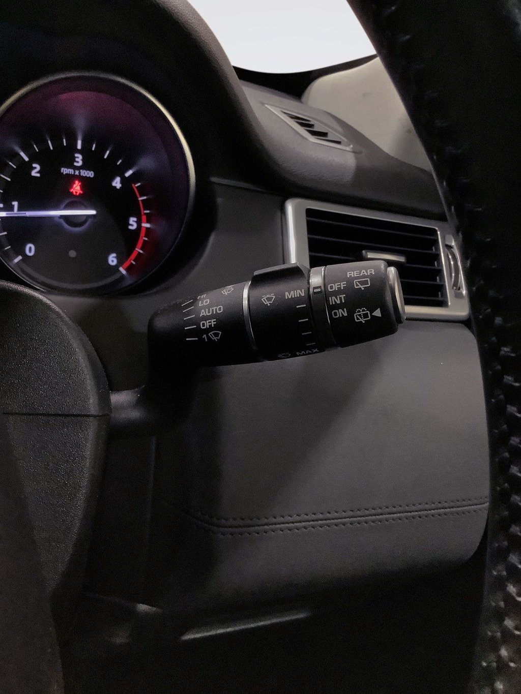 Used Land Rover Discovery Sport 2017 for sale - 77226652: Photo 17