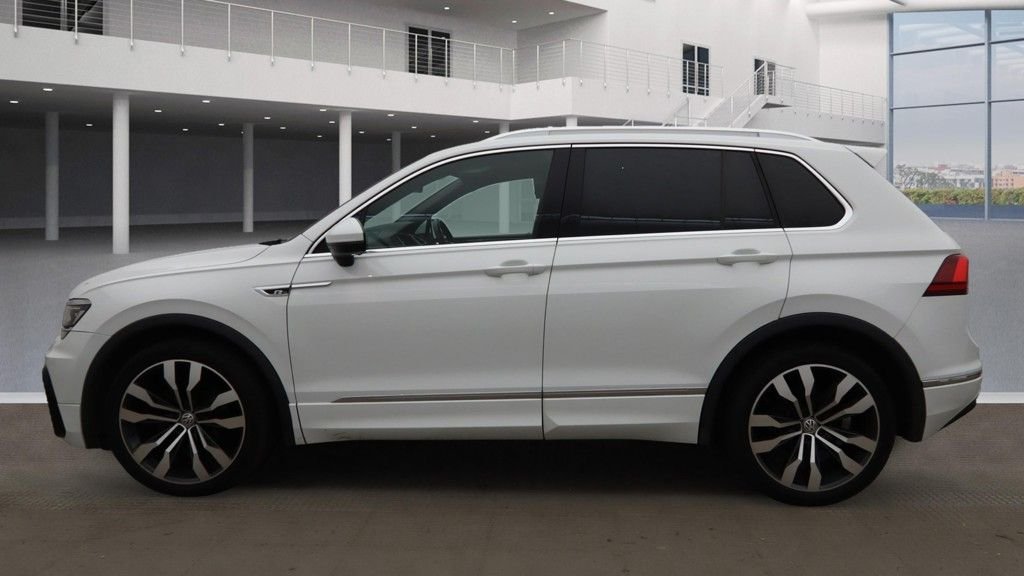 Used Volkswagen Tiguan 2016 for sale - 76470107: Photo 6