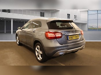 Used Mercedes-Benz GLA 2017 for sale - 76210535: Photo 3