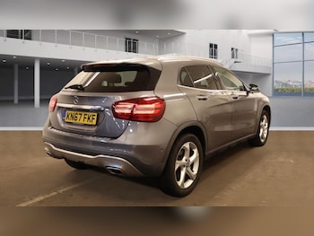Used Mercedes-Benz GLA 2017 for sale - 76210535: Photo 4