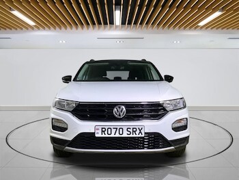 Used Volkswagen T-Roc 2020 for sale - 76327869: Photo 2