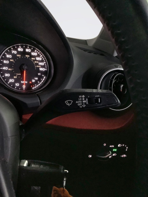 Used Audi Q2 2017 for sale - 76286149: Photo 21