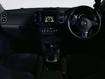 Used Volkswagen Tiguan 2015 for sale - 76430196: Photo