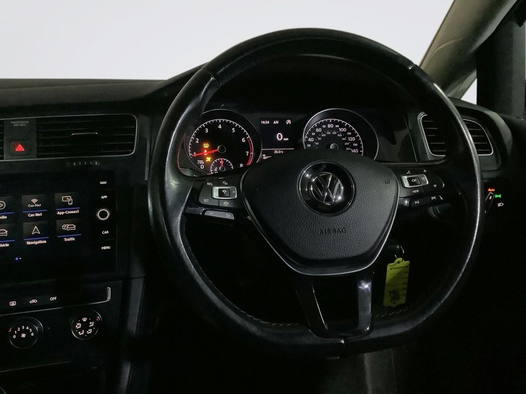 Used Volkswagen Golf 2018 for sale - 76439079: Photo 14