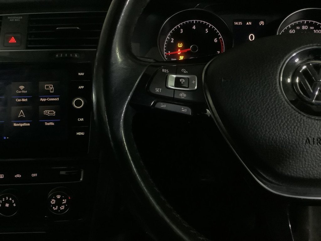 Used Volkswagen Golf 2018 for sale - 76439079: Photo 16