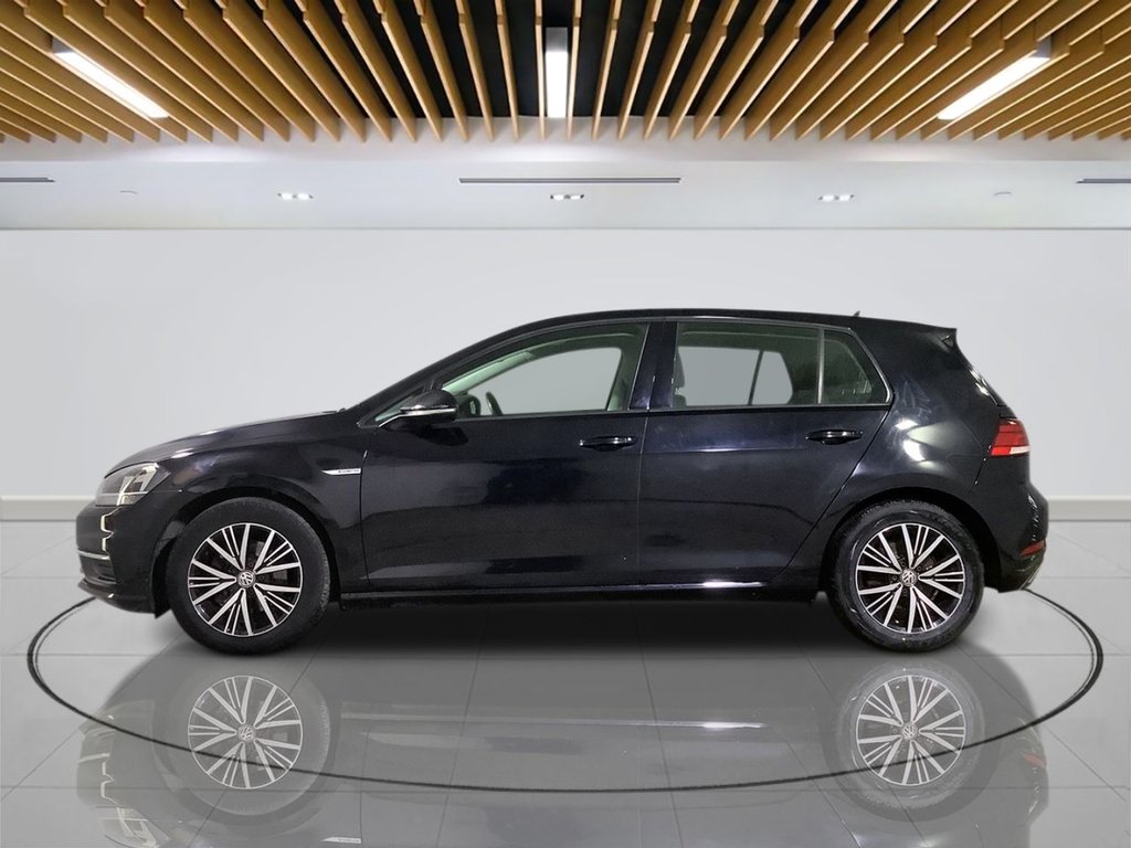 Used Volkswagen Golf 2018 for sale - 76439079: Photo 5