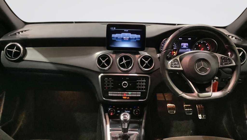 Used Mercedes-Benz GLA 2018 for sale - 77287802: Photo 3