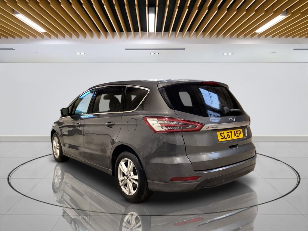 Used Ford S-Max 2017 for sale - 77065233: Photo 4