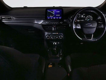 Used Ford Focus 2019 for sale - 76323286: Photo 3