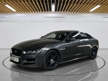 Used Jaguar XE 2018 for sale - 78569402: Photo