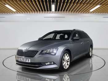 Used Skoda Superb 2019 for sale - 75347018: Photo