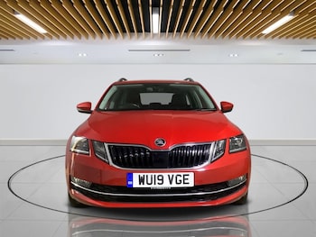 Used Skoda Octavia 2019 for sale - 75234324: Photo