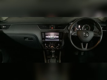 Used Skoda Octavia 2019 for sale - 75234324: Photo