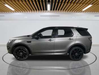 Used Land Rover Discovery Sport 2017 for sale - 74942638: Photo