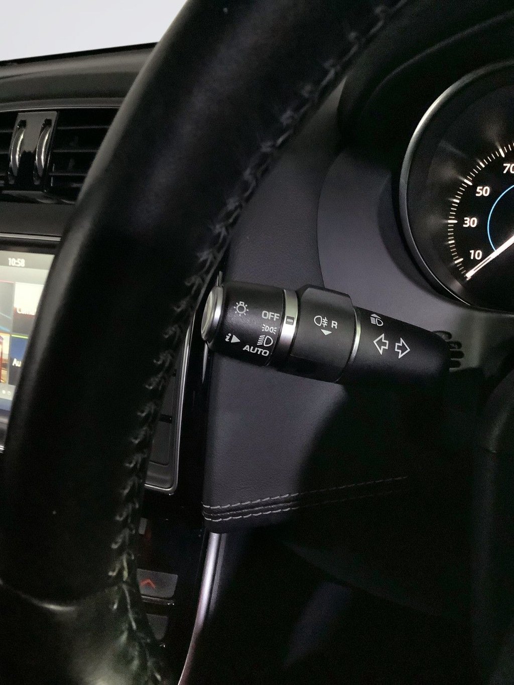 Used Jaguar XE 2017 for sale - 77313310: Photo 20