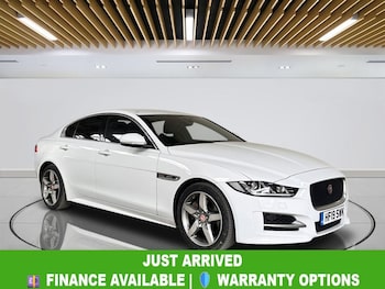 Used Jaguar XE 2019 for sale - 79275758: Photo