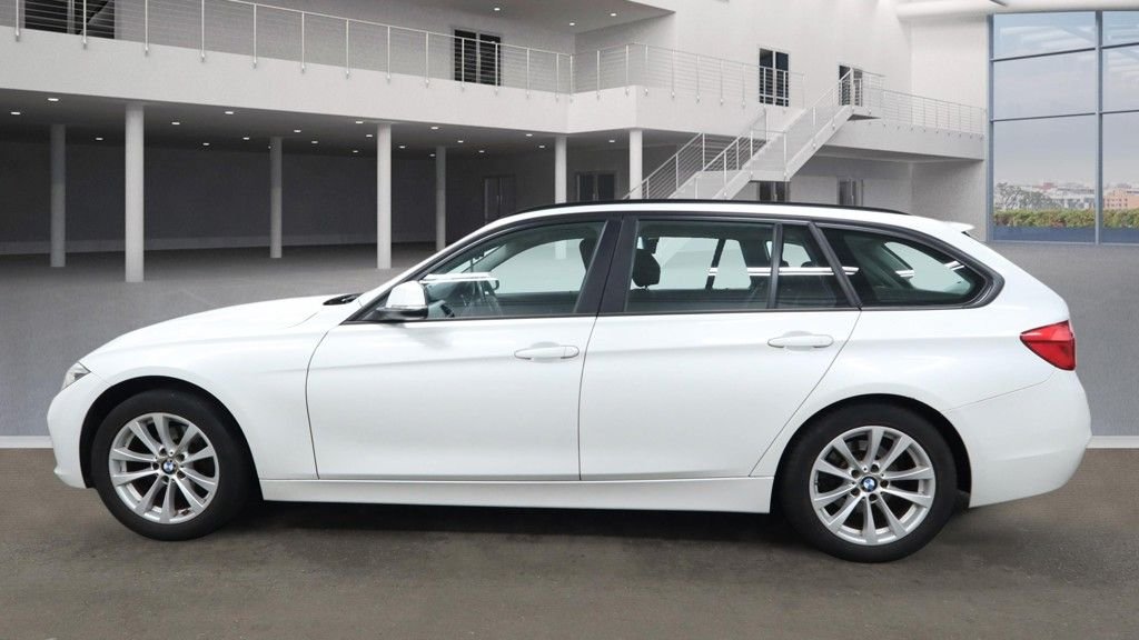 Used BMW 3 Series 2018 for sale - 77594097: Photo 7