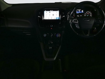 Used Ford Focus 2017 for sale - 76154557: Photo 2