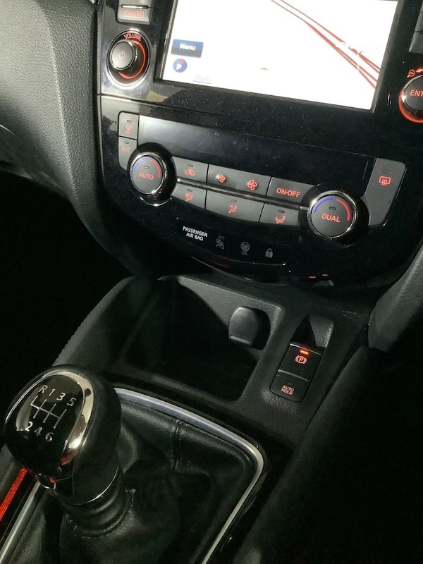 Used Nissan Qashqai 2018 for sale - 76147453: Photo 24