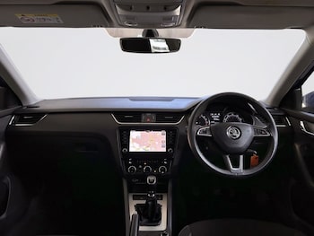 Used Skoda Octavia 2020 for sale - 78930454: Photo