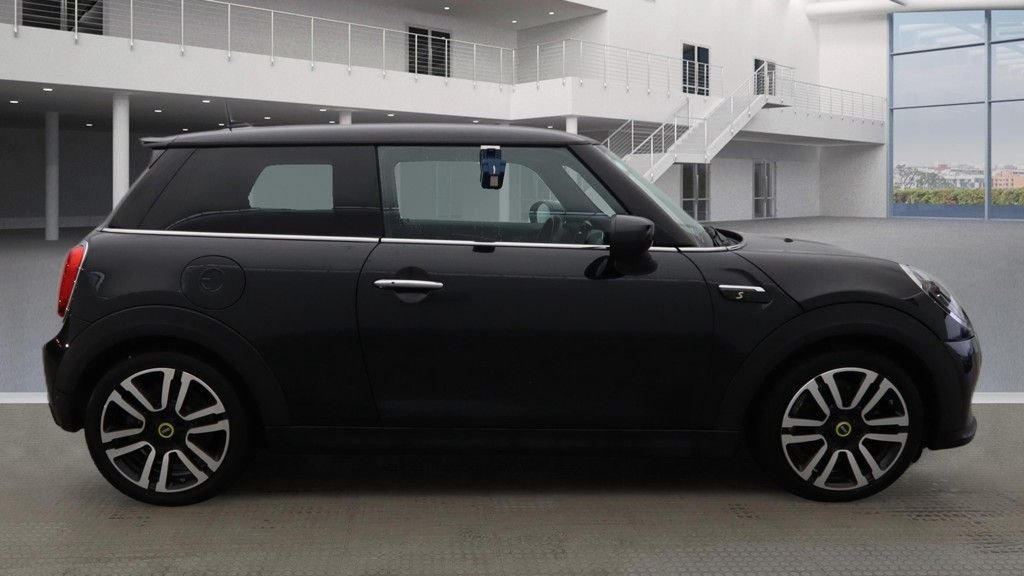 Used MINI Hatch 2022 for sale - 77693622: Photo 5