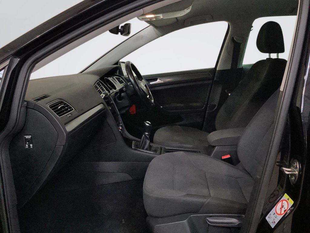 Used Volkswagen Golf 2019 for sale - 77952780: Photo 12