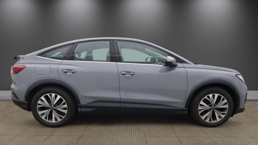 Used Audi Q4 e-tron 2022 for sale - 78096429: Photo 5