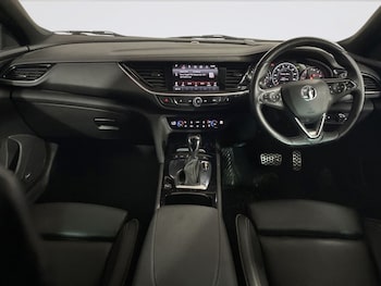 Used Vauxhall Insignia 2018 for sale - 75432935: Photo