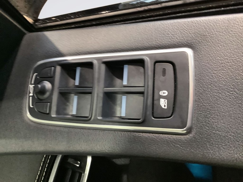 Used Jaguar F-Pace 2019 for sale - 77121520: Photo 28