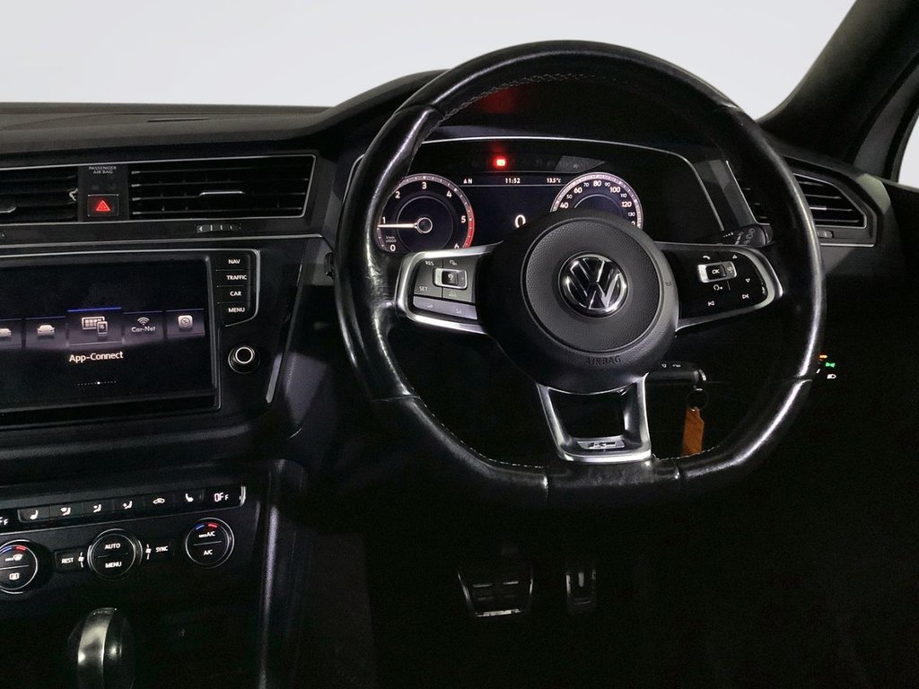 Used Volkswagen Tiguan 2016 for sale - 76520760: Photo 15